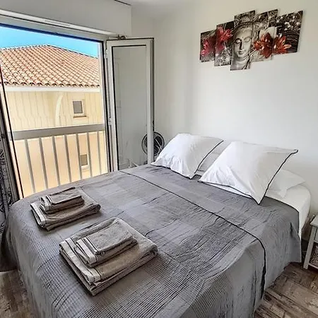 Appart Jl Port Frejus Exterior photo