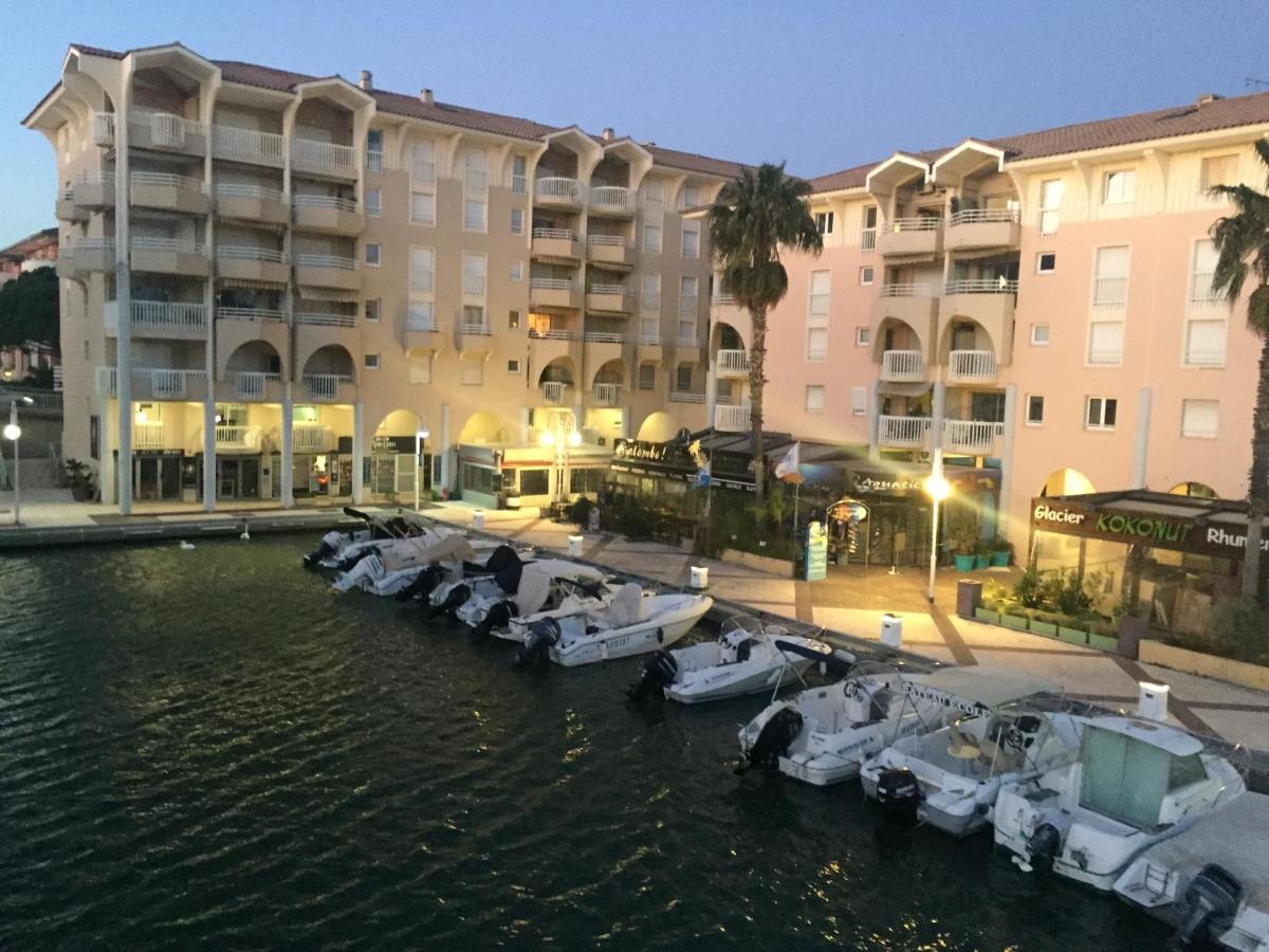 Jl Port Apartment Frejus